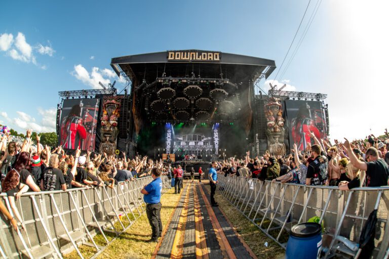 How Music Festivals like Reading and Leeds Have Revolutionised Band Promotion